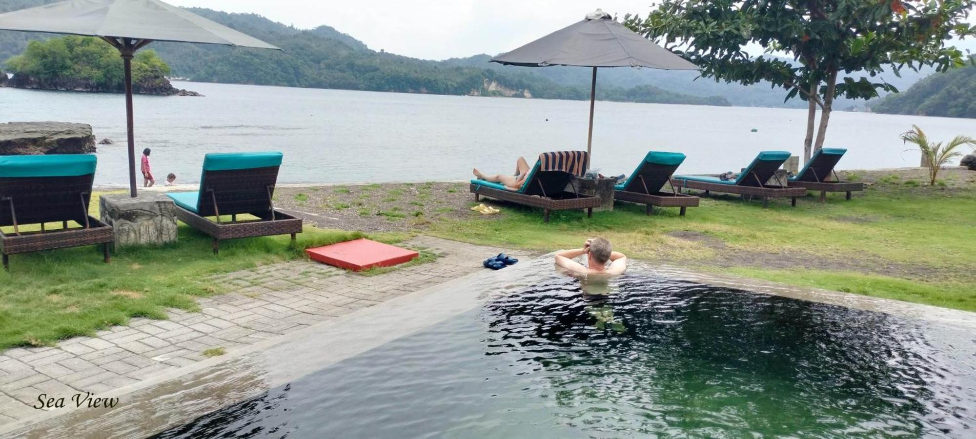 Cocotinos Lembeh A Boutique Dive Lodge Bitung Eksteriør billede